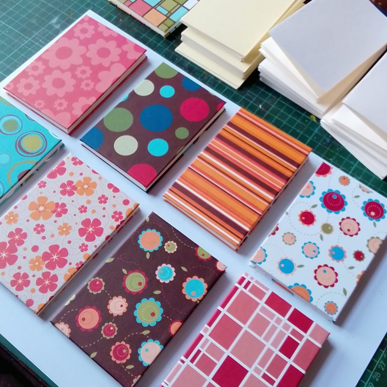 Get creative: make a mini accordion fold sketchbook